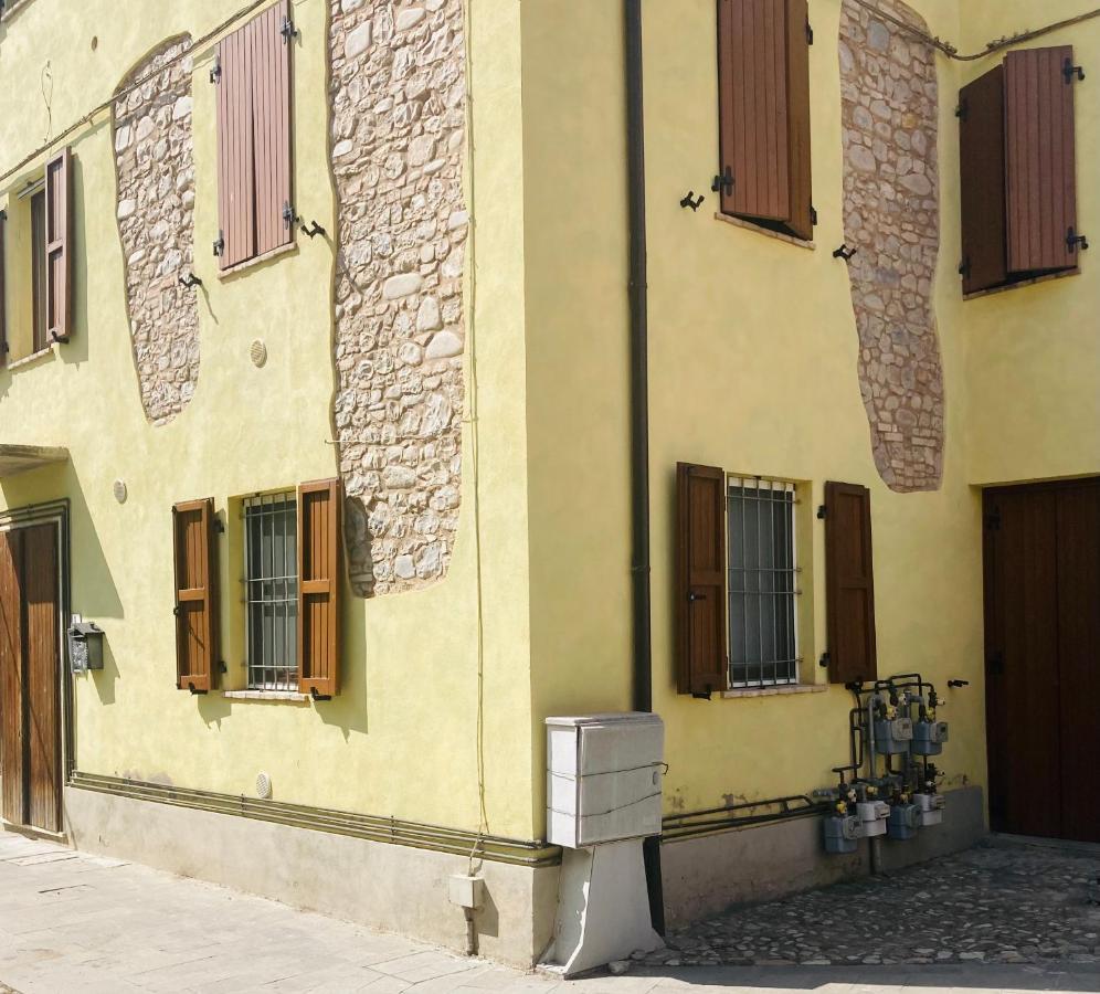 科莱奇奥Residenza Borgo 9公寓 外观 照片