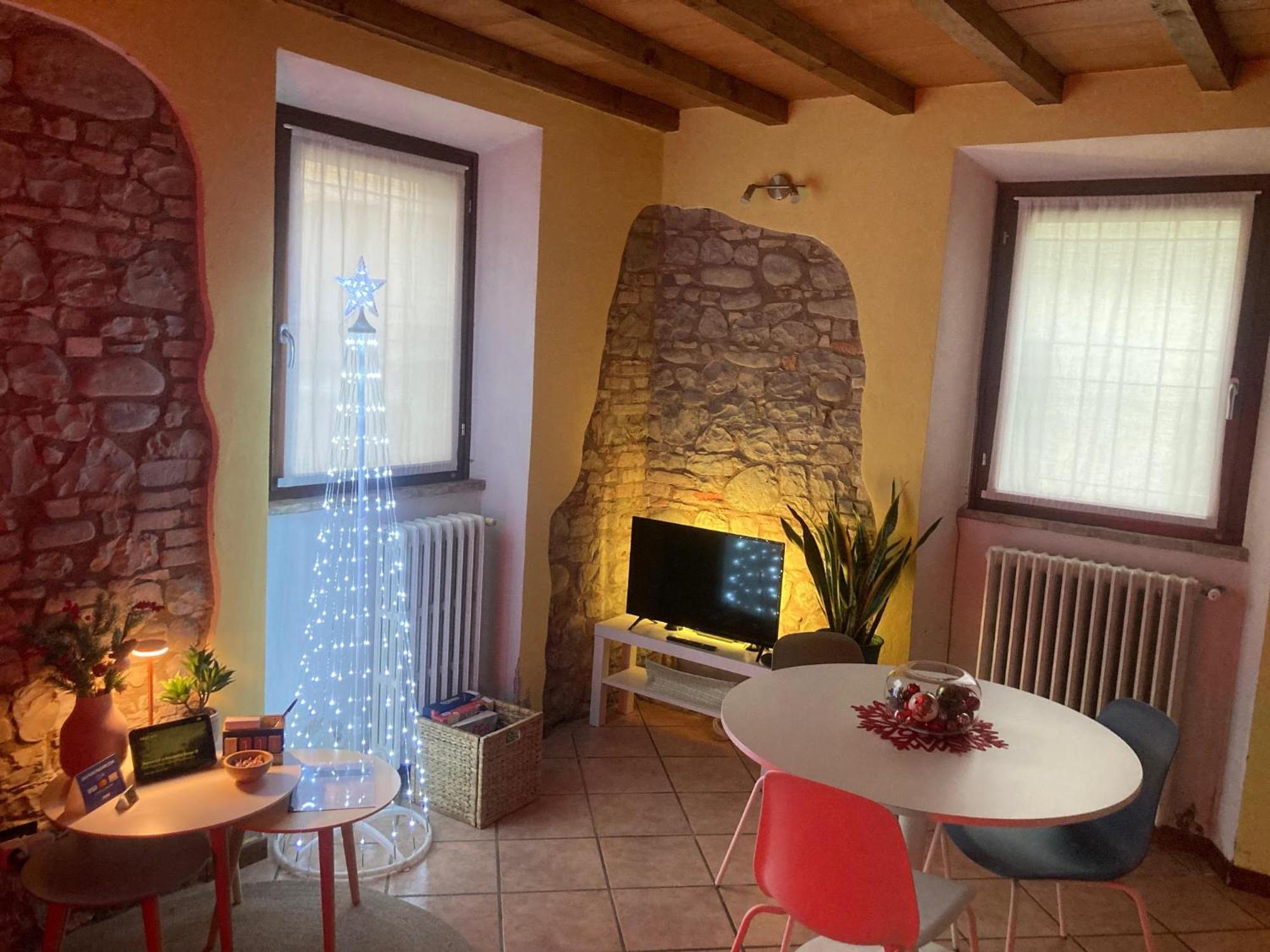 科莱奇奥Residenza Borgo 9公寓 外观 照片